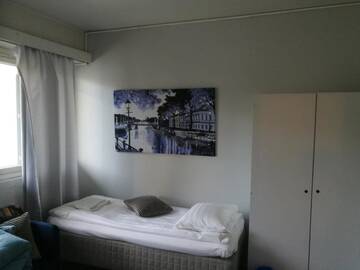 Фото номера Трехместный номер с общей ванной комнатой Хостелы HVC Hostel Turku г. Турку 8
