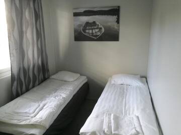 Фото номера Двухместный номер с 1 кроватью и общей ванной комнатой Хостелы HVC Hostel Turku г. Турку 6