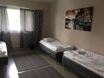 Фото номера Четырехместный номер с общей ванной комнатой Хостелы HVC Hostel Turku г. Турку 4