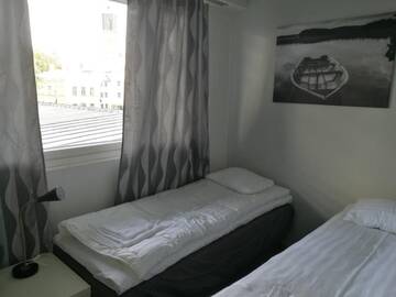 Фото номера Двухместный номер с 1 кроватью и общей ванной комнатой Хостелы HVC Hostel Turku г. Турку 9