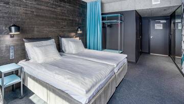 Фото номера Двухместный номер с 2 отдельными кроватями Отель Original Sokos Hotel Kupittaa г. Турку 6