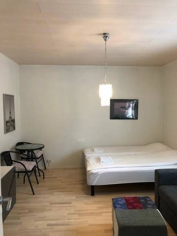 Фото Проживание в семье 18m2 shared twin room in a villa/ centrum г. Турку 2