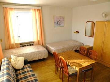 Фото номера Четырехместный номер с общей ванной комнатой Гостевой дом Guesthouse Kupittaa г. Турку 4