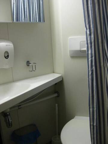 Фото номера Каюта Хостелы Laivahostel S/S Bore г. Турку 17