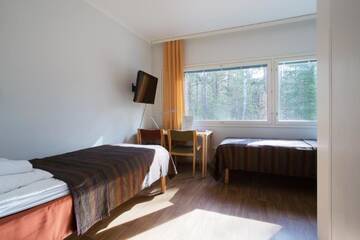 Фото номера Четырехместный номер Хостелы Hostel Linnasmäki г. Турку 5