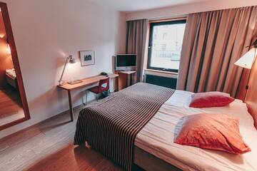 Фото номера Номер с кроватью размера «king-size» Отель Centro Hotel Turku г. Турку 4