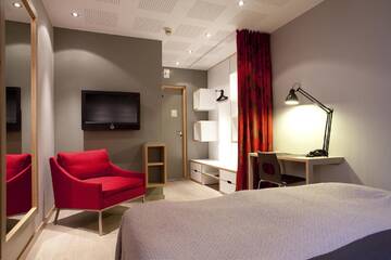 Фото номера Номер с кроватью размера «queen-size» Отель Centro Hotel Turku г. Турку 4